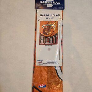 Wincraft Garden Flag NBA Miami Heat Indoor Outdoor 11" x 15" Sports Home Banner